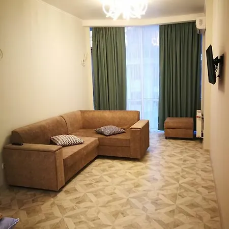 уютная и современная в центре одессы Apartment Odesa