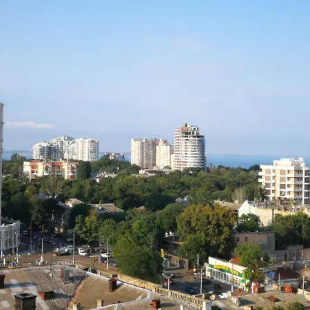 уютная и современная в центре одессы