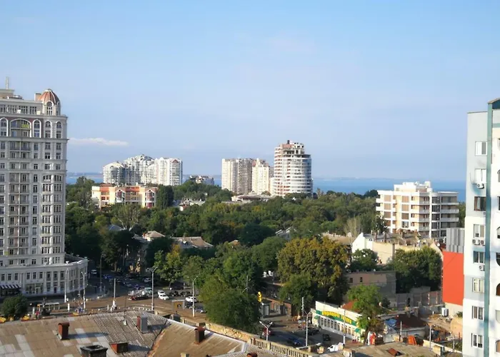 уютная и современная в центре одессы