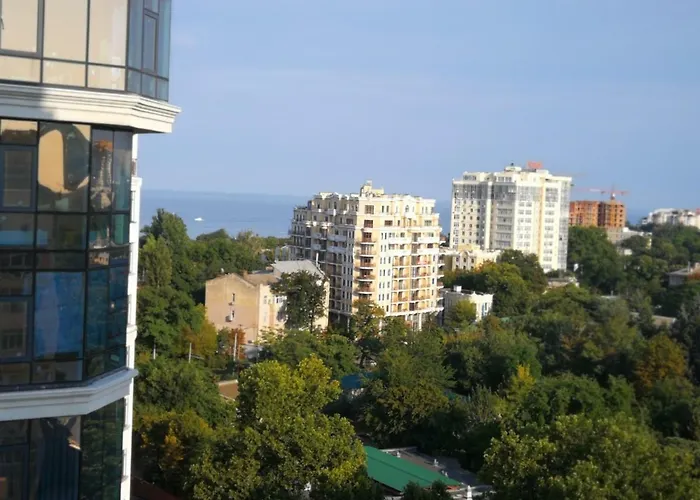 уютная и современная в центре одессы شقة